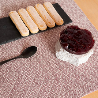 Pienza - Placemat with simple machine hem