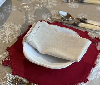 TISCHSET MIT HANGEARBEITER SPITZE