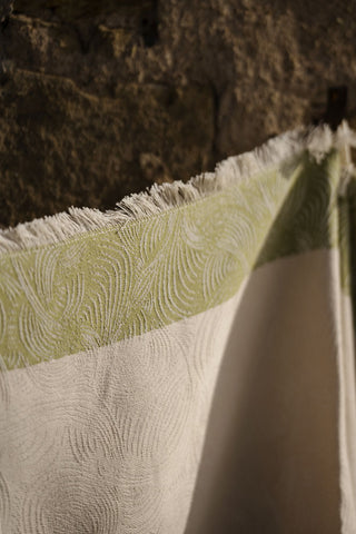 KARMA - Face towel with short fringe
