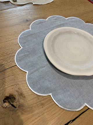 SCALLOPPED PLACEMAT "SOLANO"